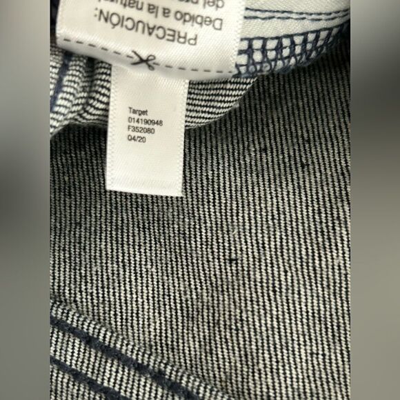 NWT Universal Thread women’s size 16 vintage midi jean shorts dark wash denim - Picture 8 of 16